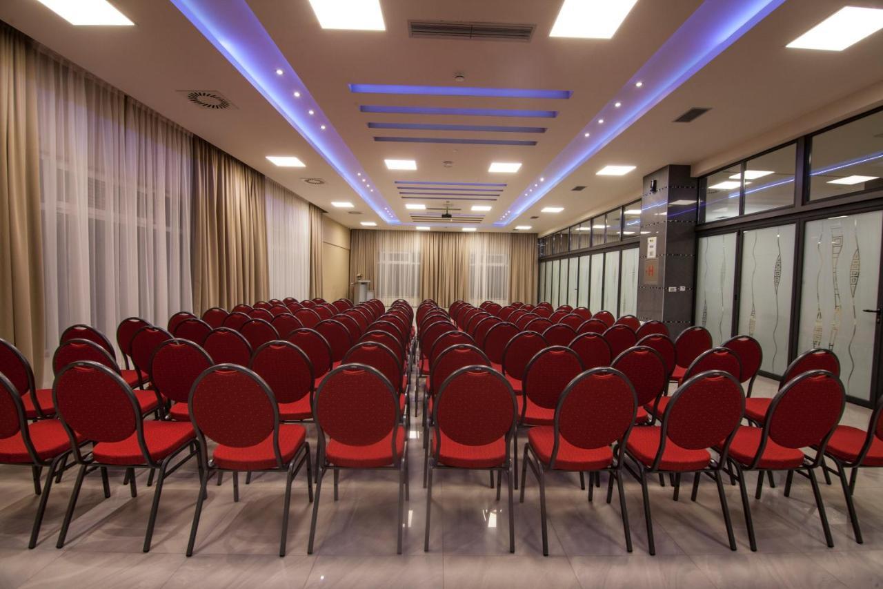 Drina Hotel Bijeljina Luaran gambar